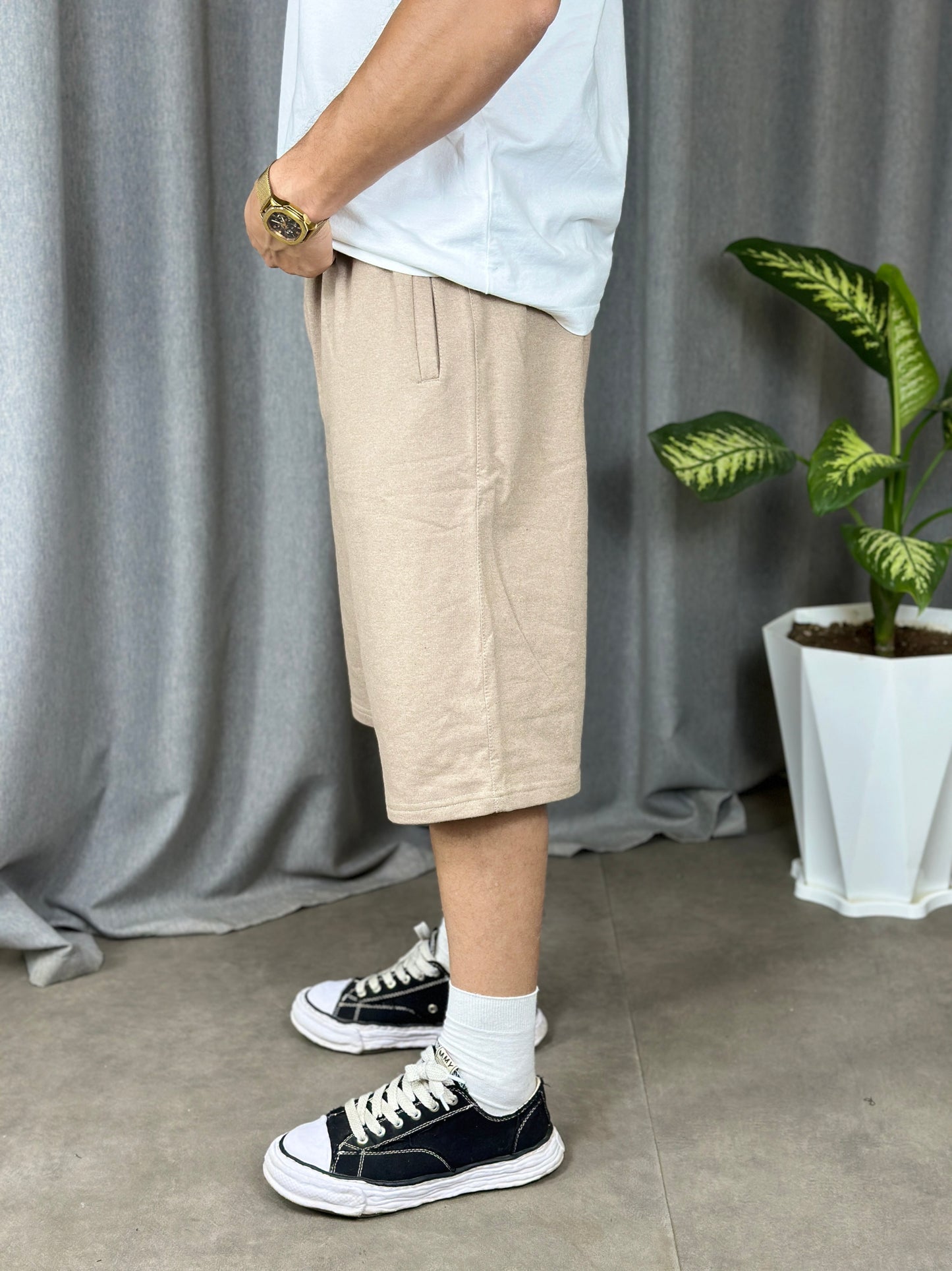 Wide Short Oversized